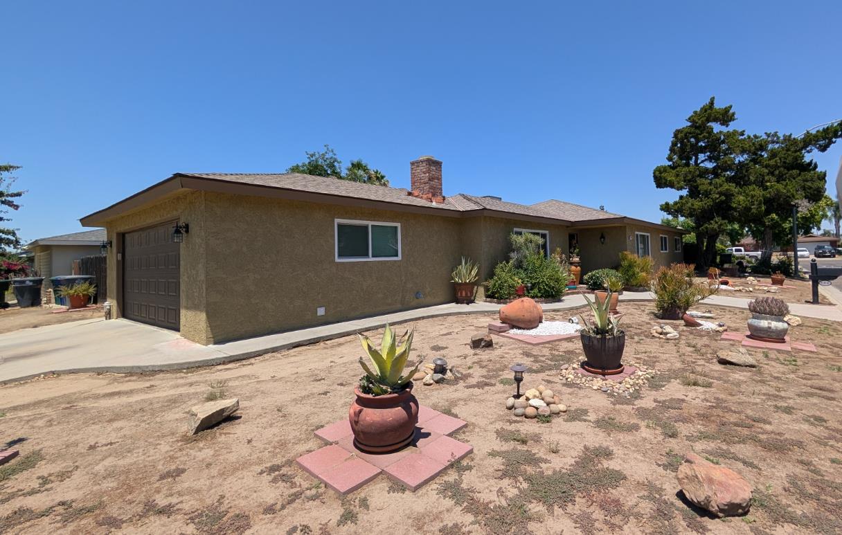 404 Fall Ave, Madera, CA 93637
