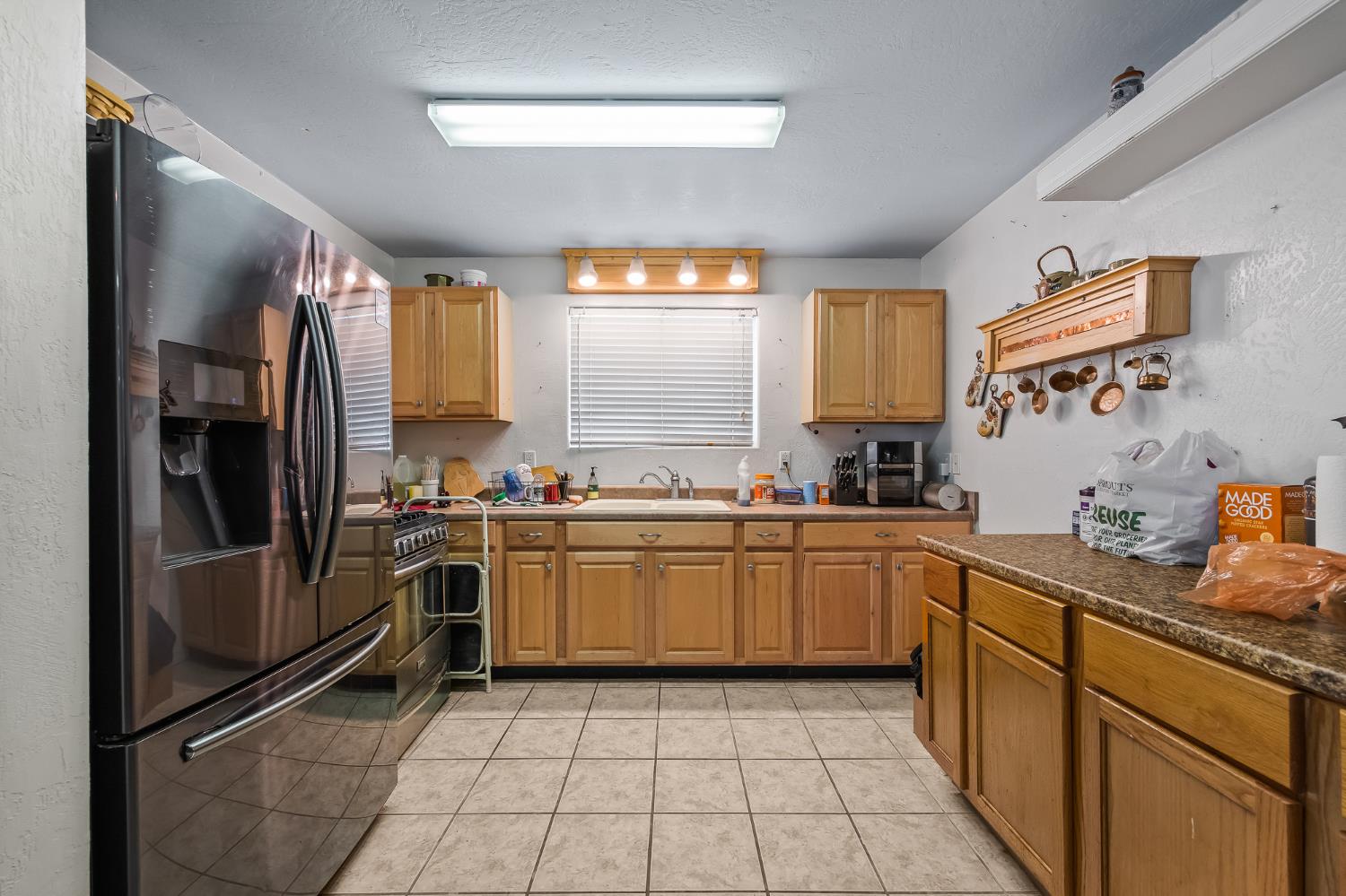 4924 N Arthur Ave, Fresno, CA 93705