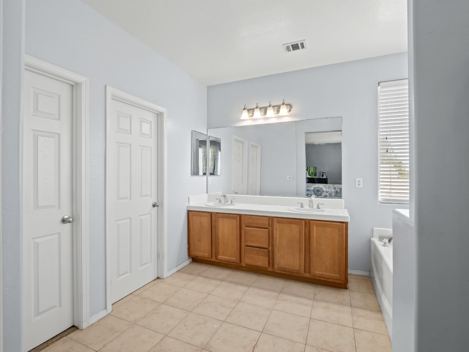 6645 E Braly, Fresno, CA 93727