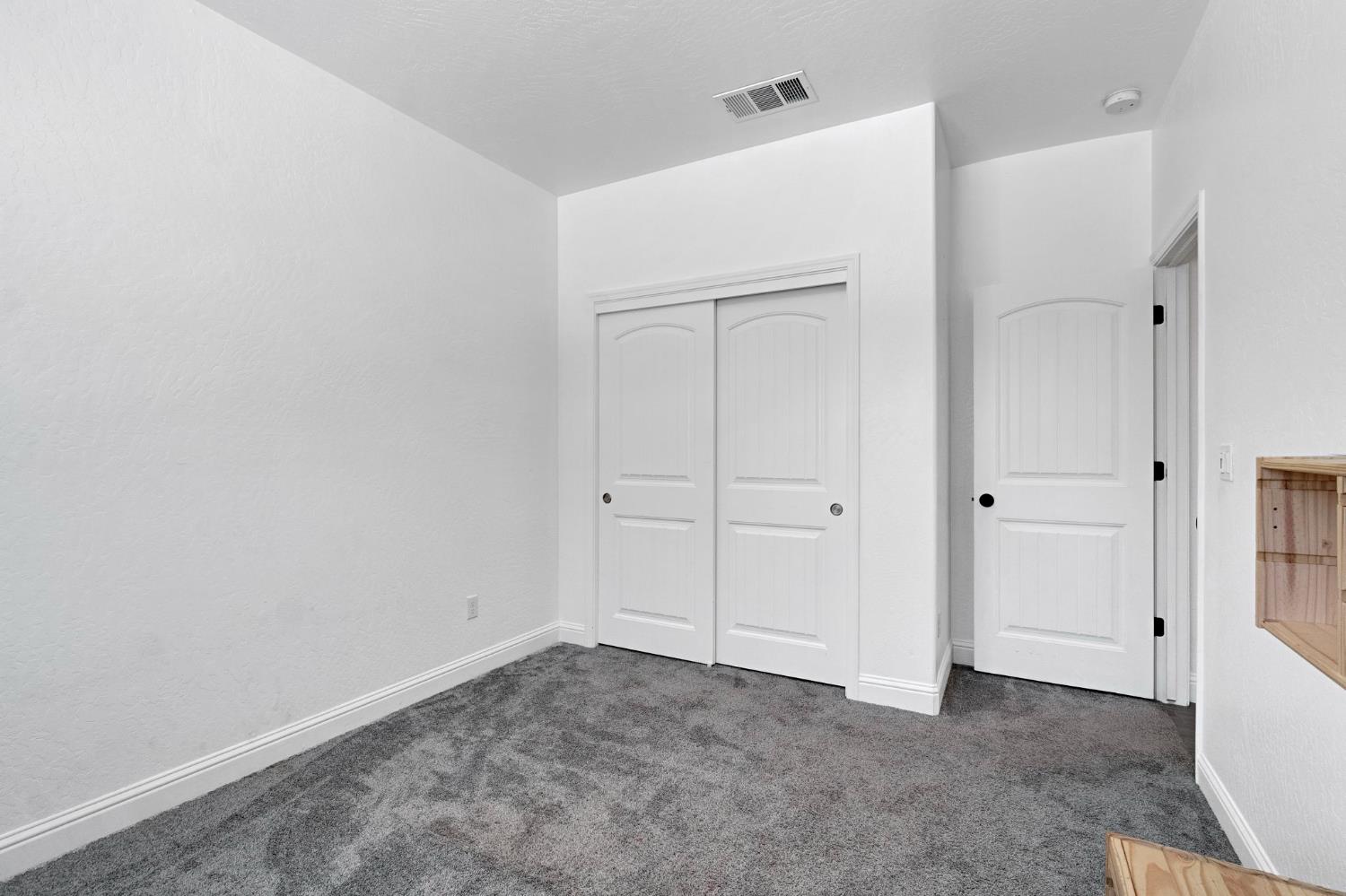 6178 E Mono St, Fresno, CA 93727