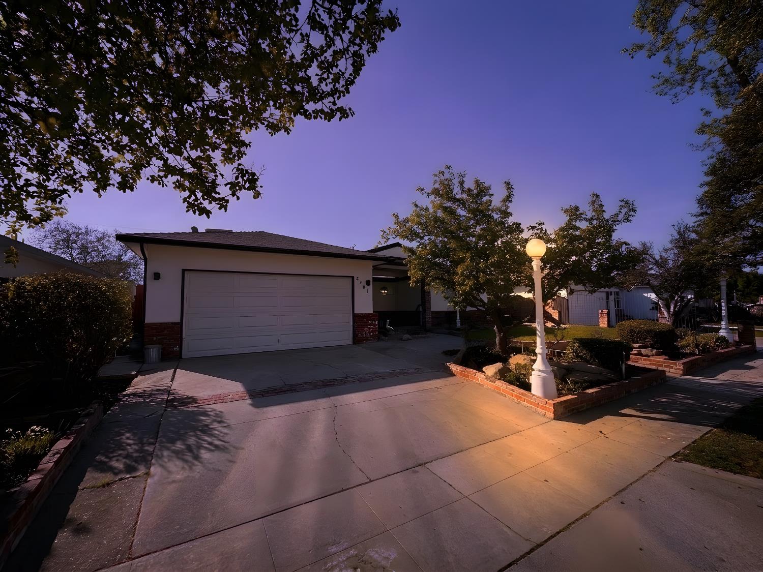 5761 N Orchard St, Fresno, CA 93710