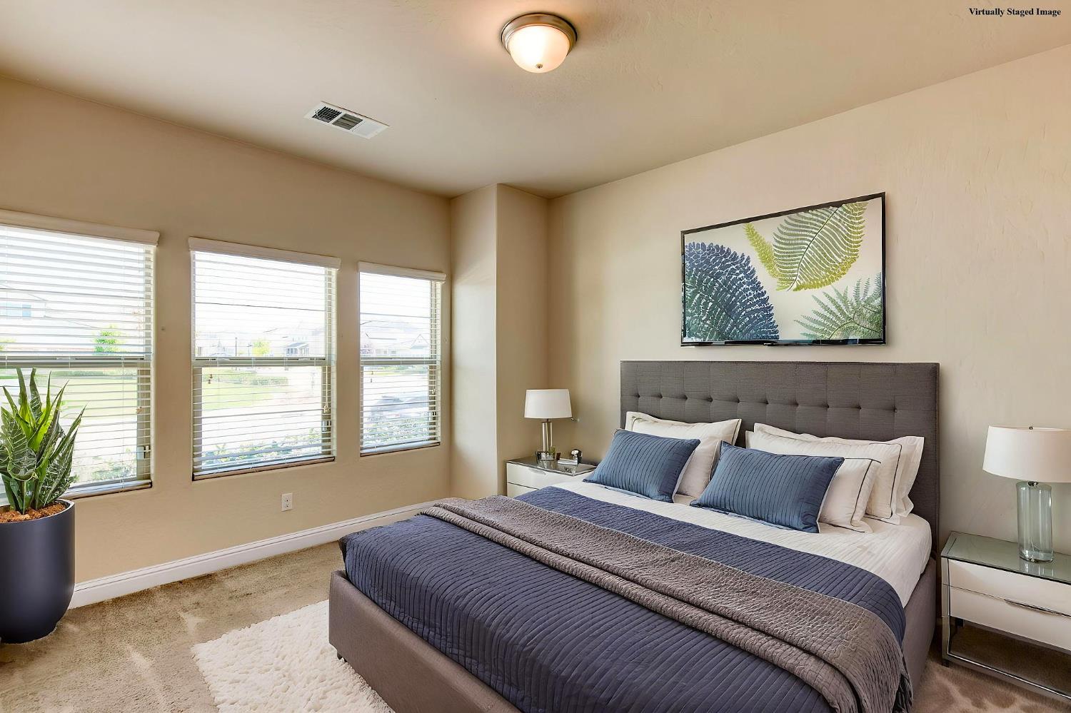 616 Expedition Way, Madera, CA 93636