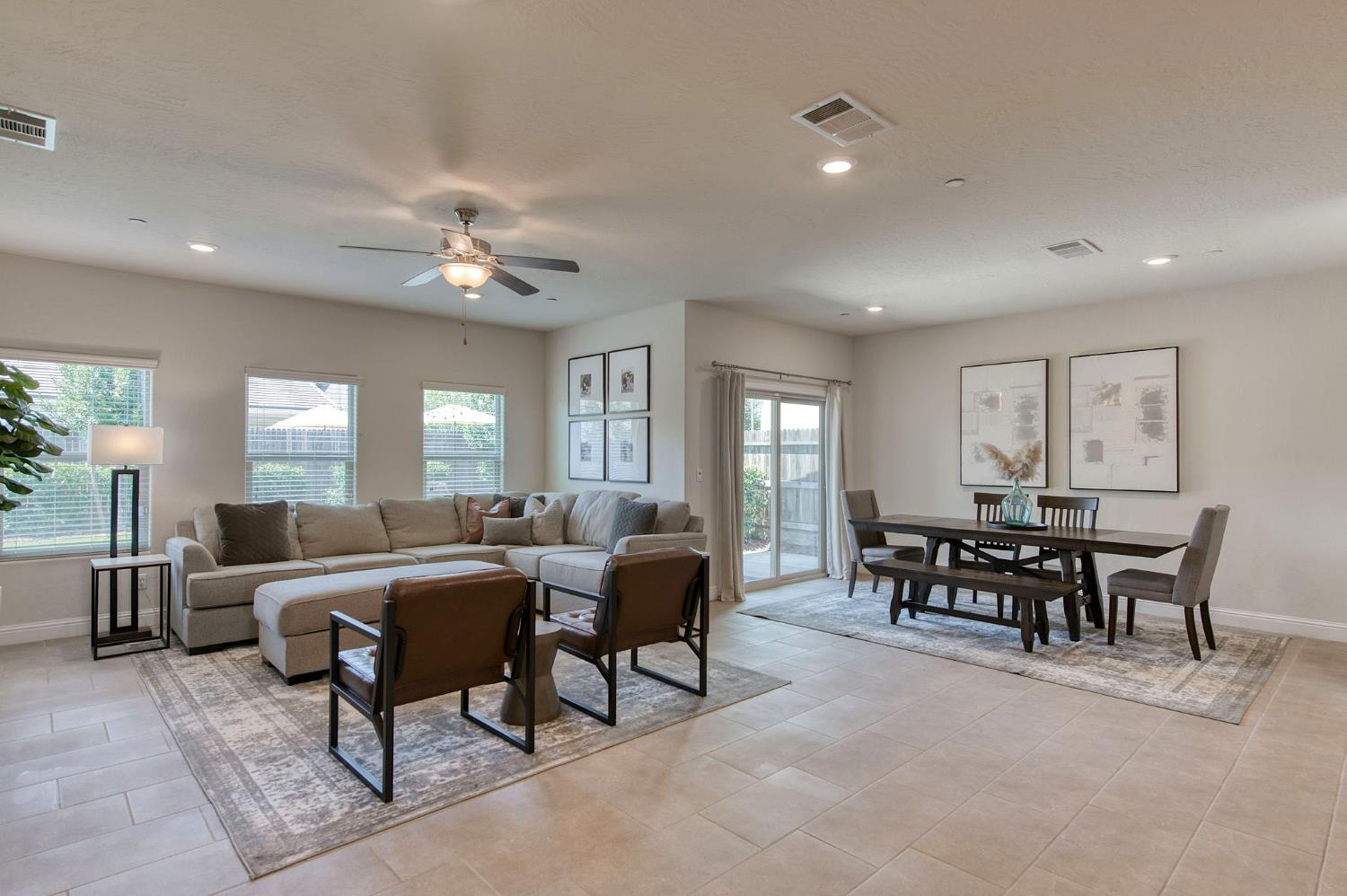 616 Expedition Way, Madera, CA 93636
