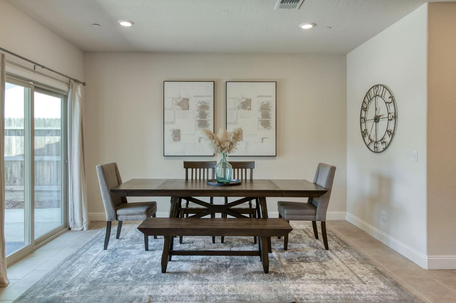 616 Expedition Way, Madera, CA 93636