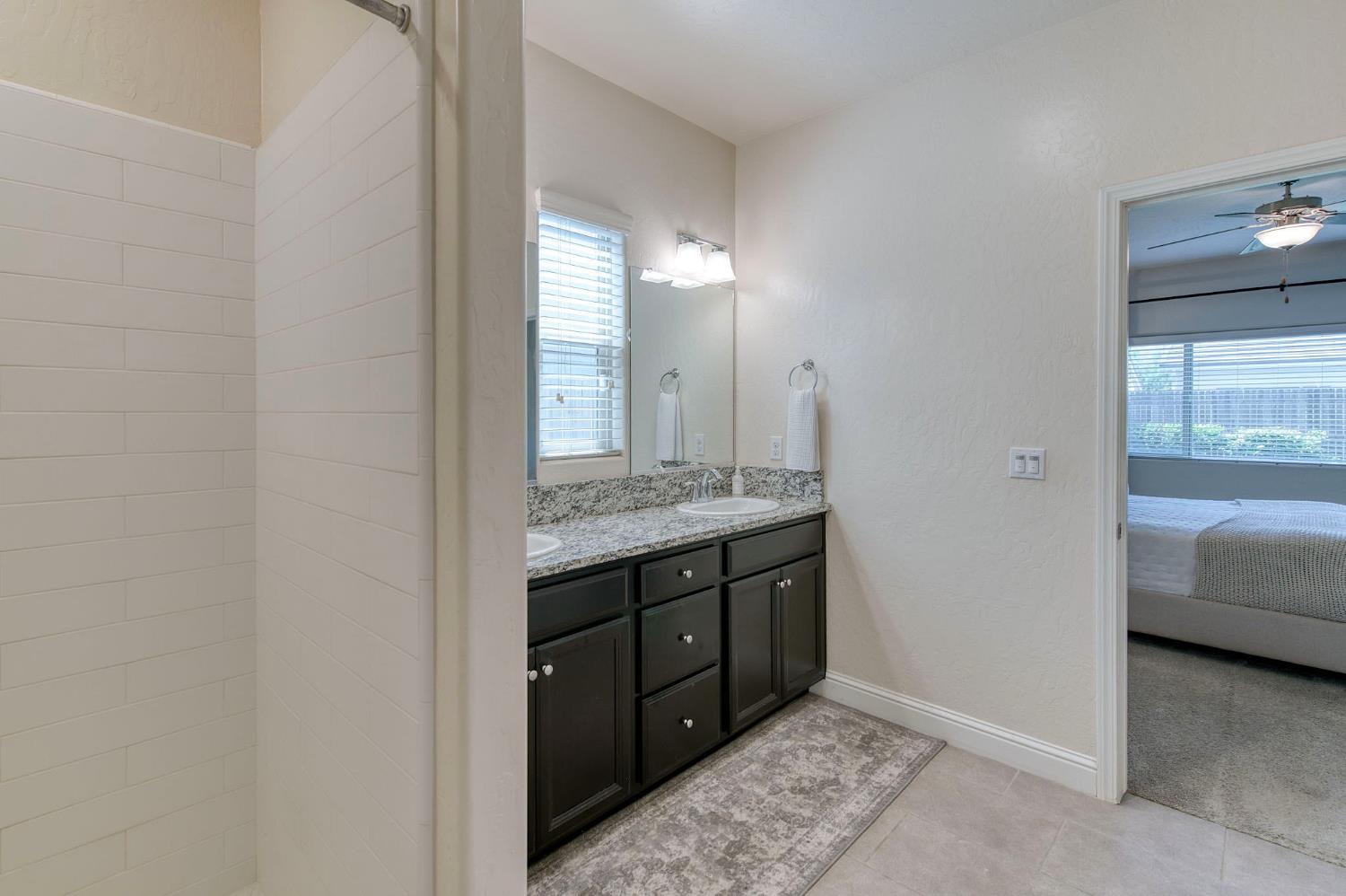 616 Expedition Way, Madera, CA 93636