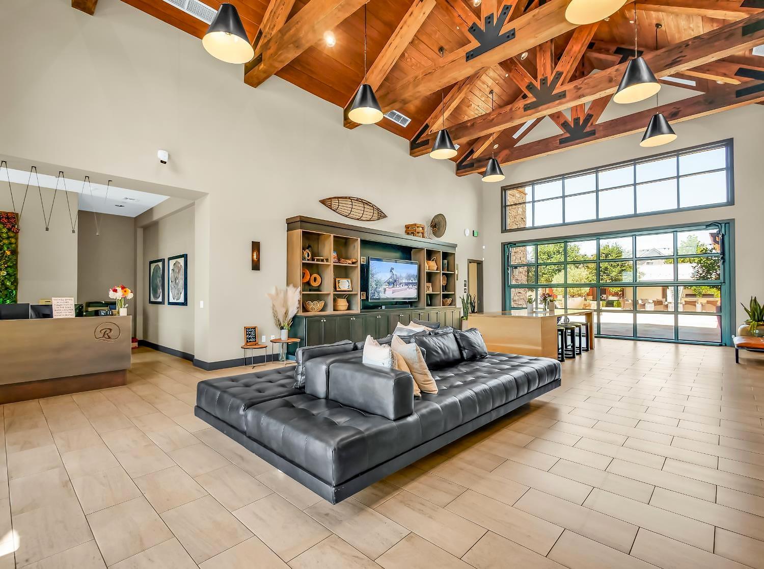616 Expedition Way, Madera, CA 93636