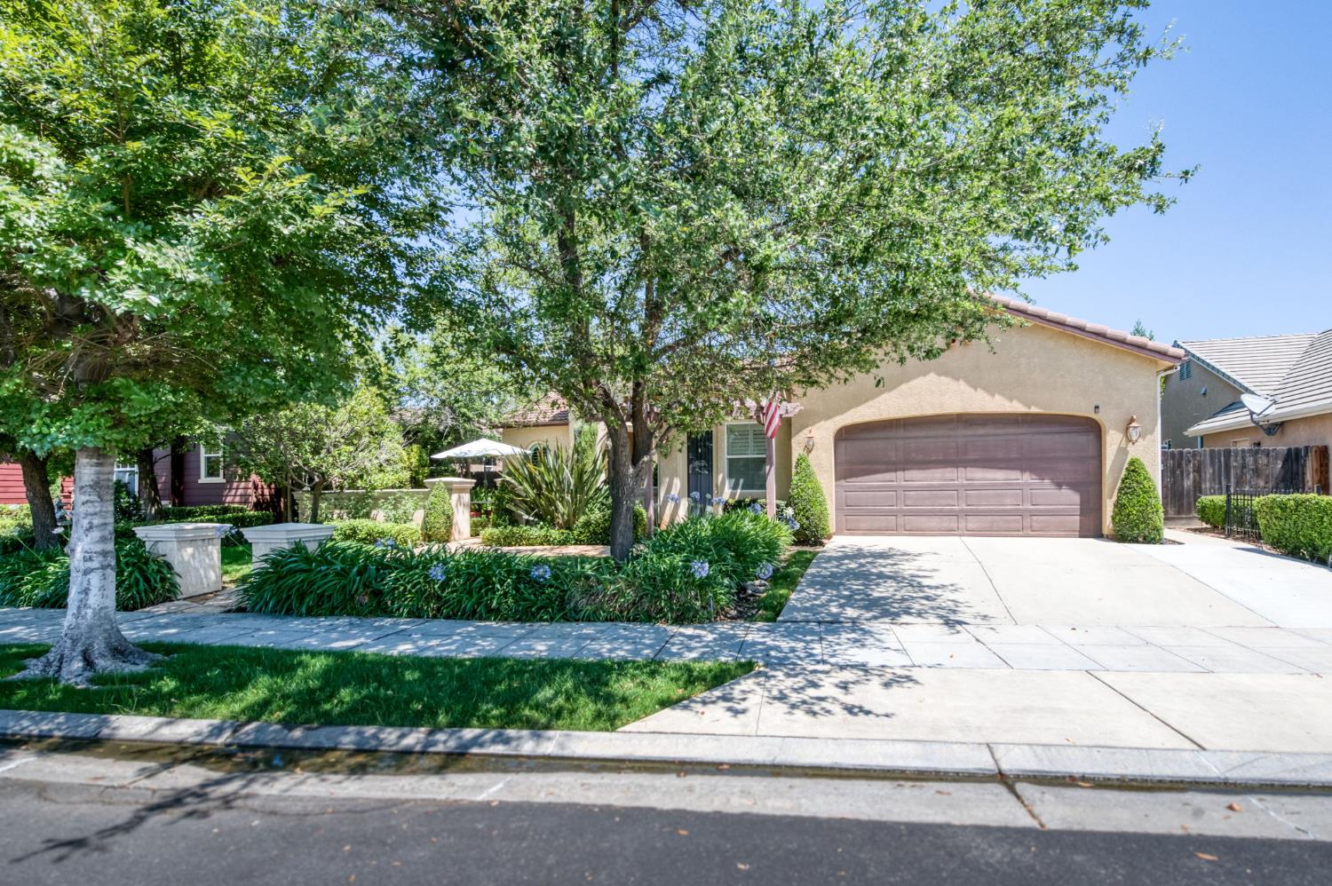 3283 Buckingham Ave, Clovis, CA 93619
