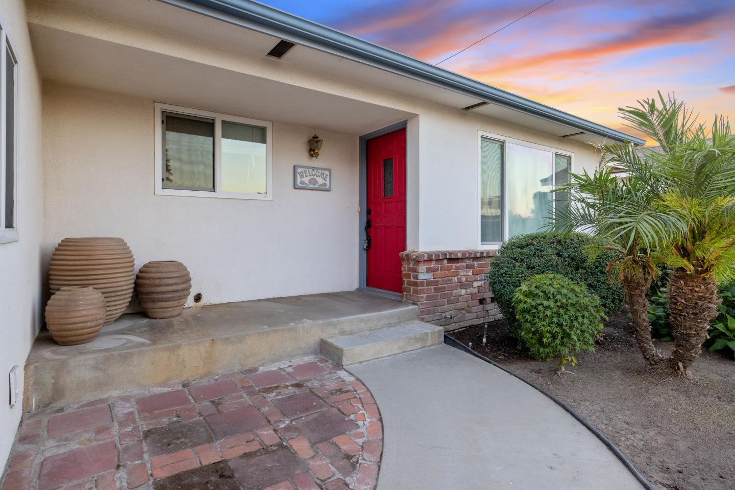 1395 S Rupert Ave, Reedley, CA 93654