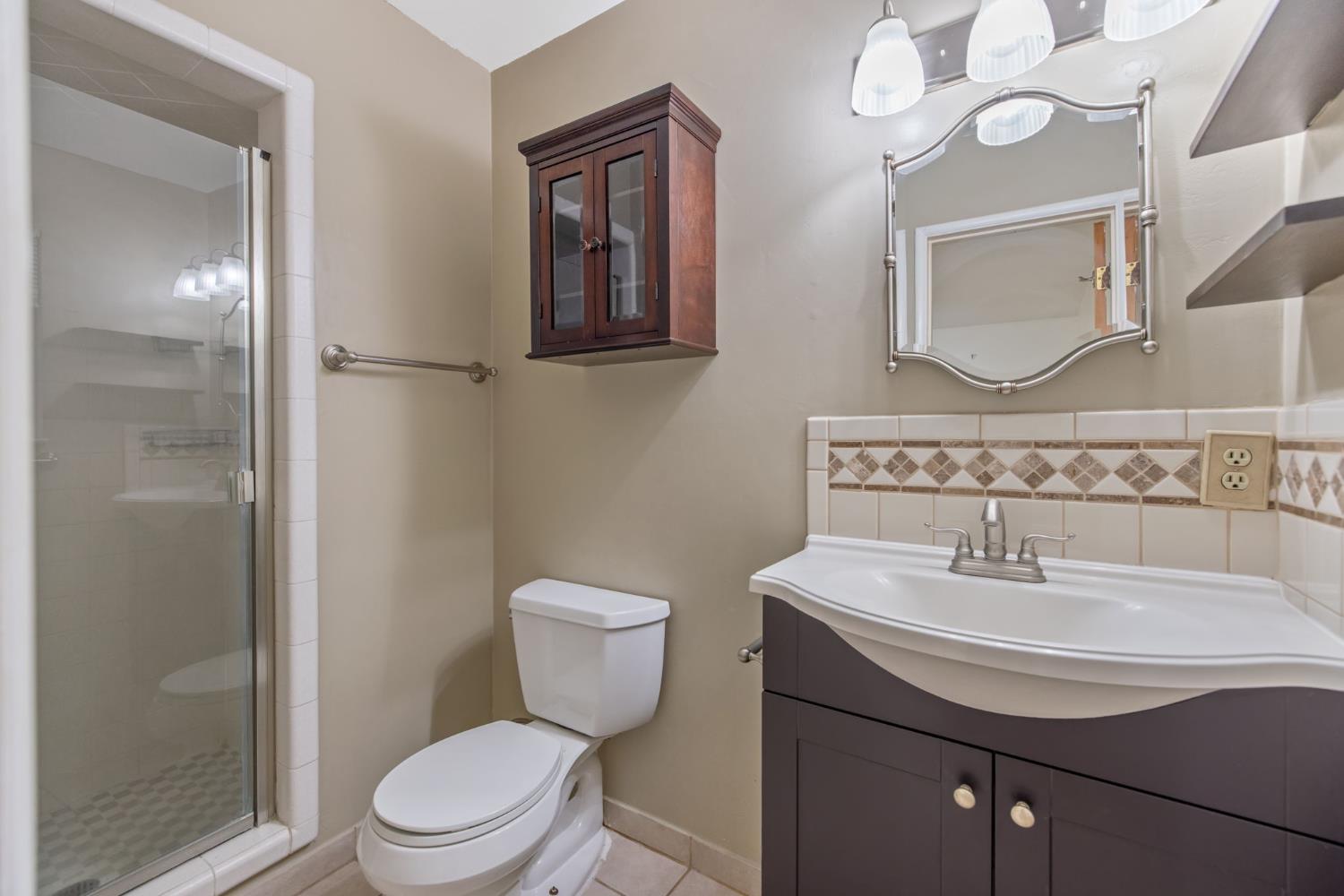1395 S Rupert Ave, Reedley, CA 93654