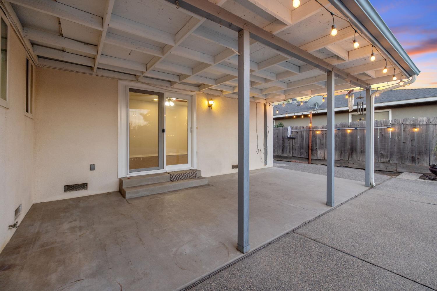 1395 S Rupert Ave, Reedley, CA 93654