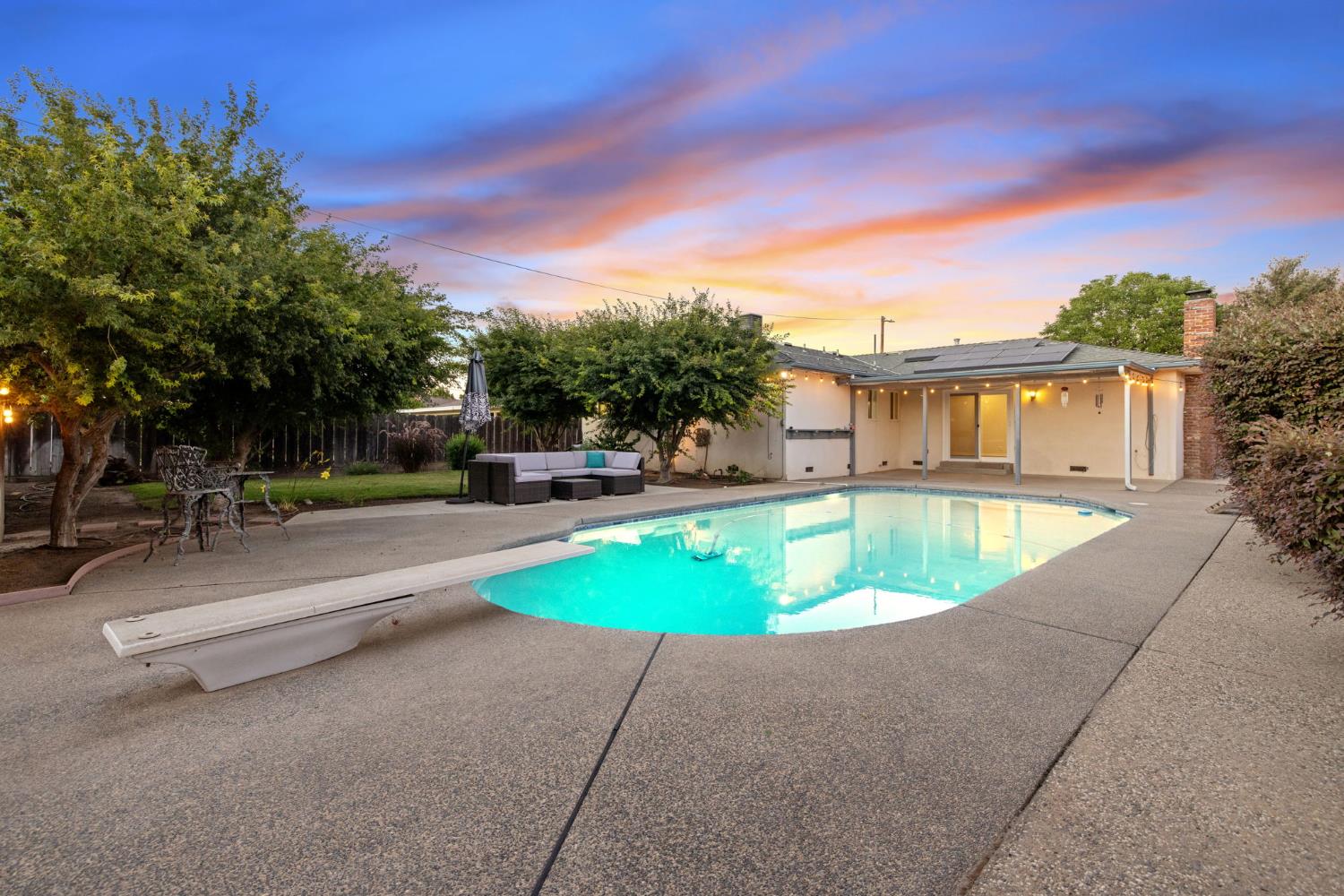 1395 S Rupert Ave, Reedley, CA 93654