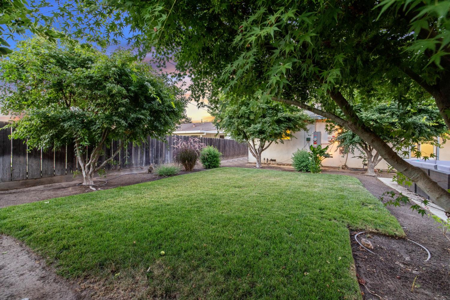 1395 S Rupert Ave, Reedley, CA 93654