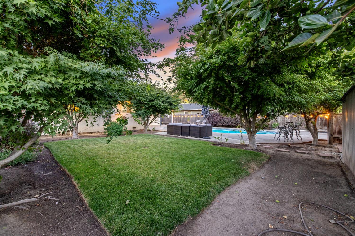 1395 S Rupert Ave, Reedley, CA 93654