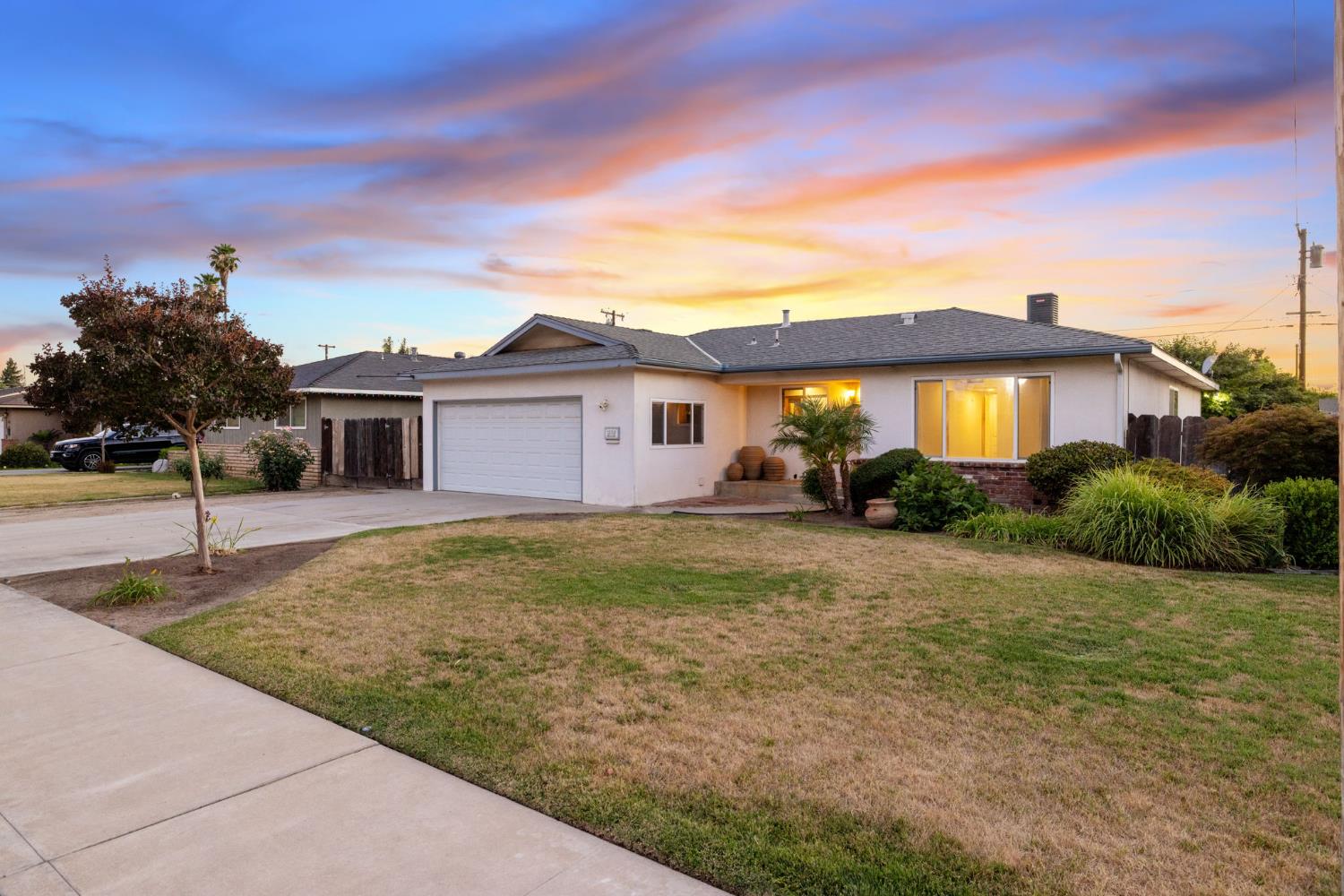 1395 S Rupert Ave, Reedley, CA 93654