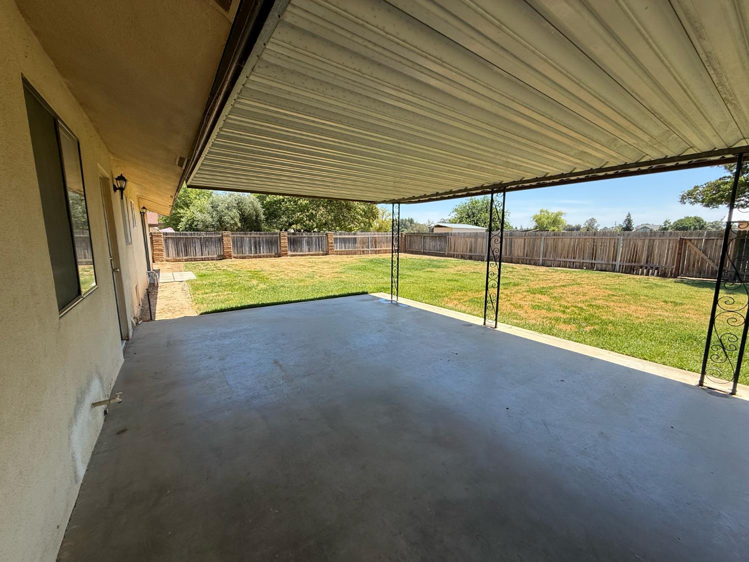9375 E Bullard Ave, Clovis, CA 93619