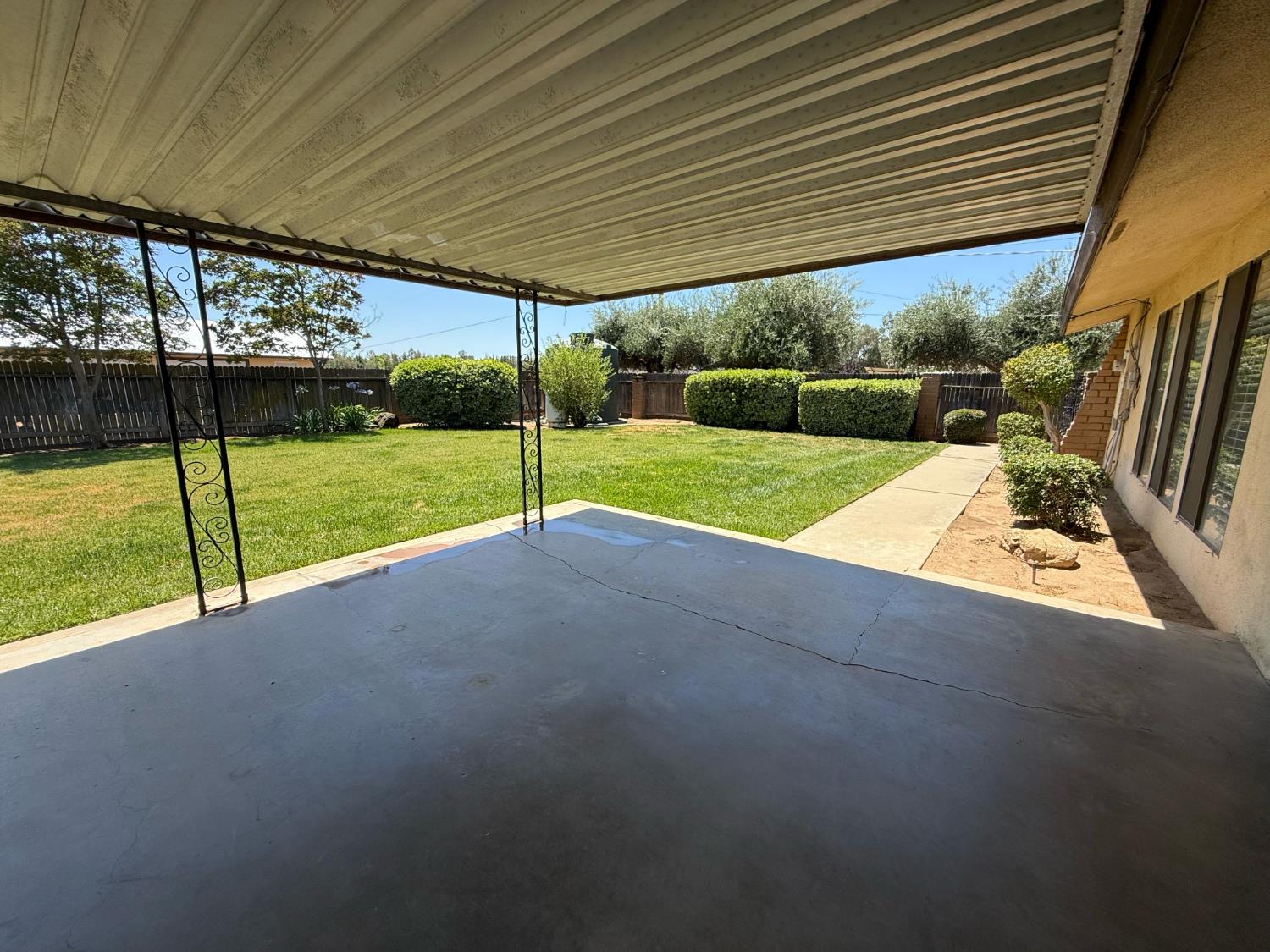 9375 E Bullard Ave, Clovis, CA 93619