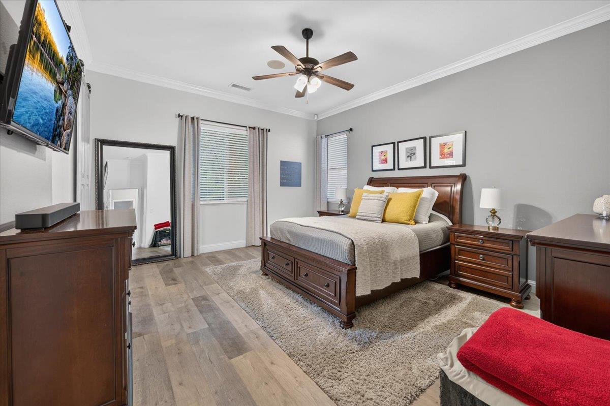 1943 N Douglas Ave, Clovis, CA 93619