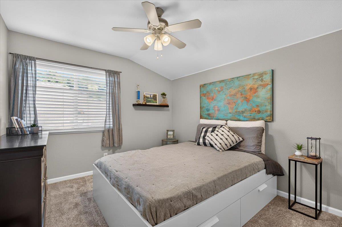 1943 N Douglas Ave, Clovis, CA 93619