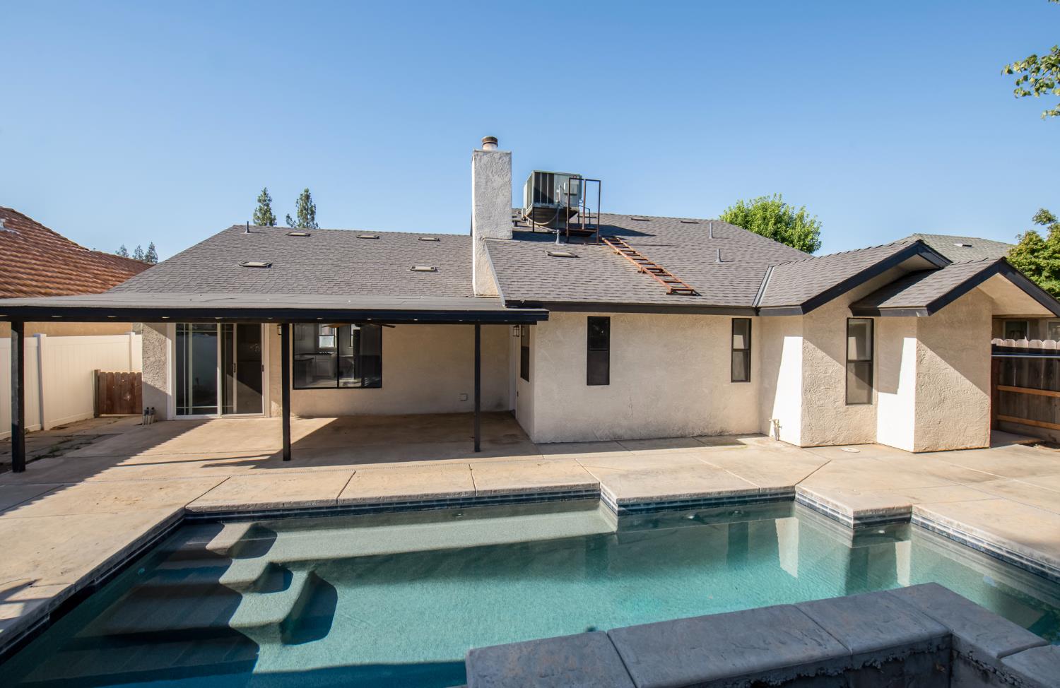1206 E Kenosha, Fresno, CA 93720