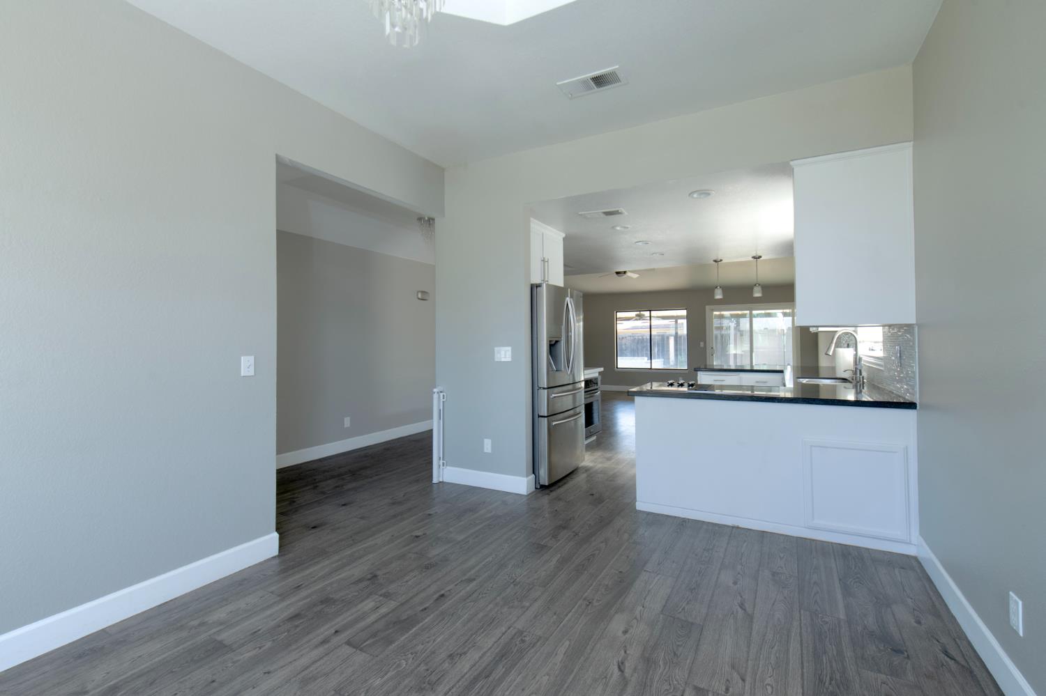 1206 E Kenosha, Fresno, CA 93720