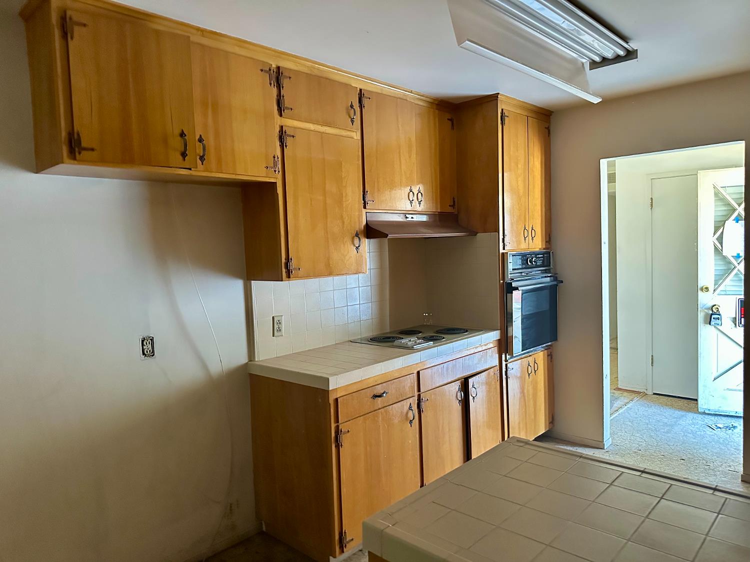 2153 Knowles St, Selma, CA 93662