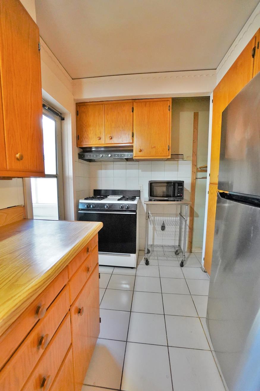 2307 N Valeria St, Fresno, CA 93703