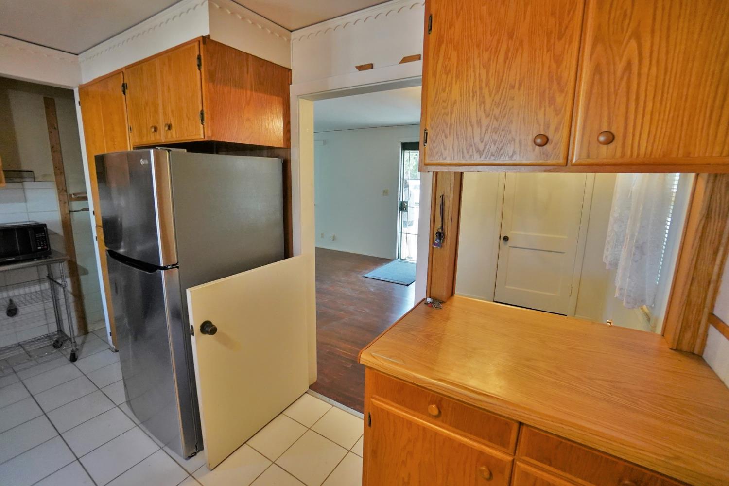 2307 N Valeria St, Fresno, CA 93703