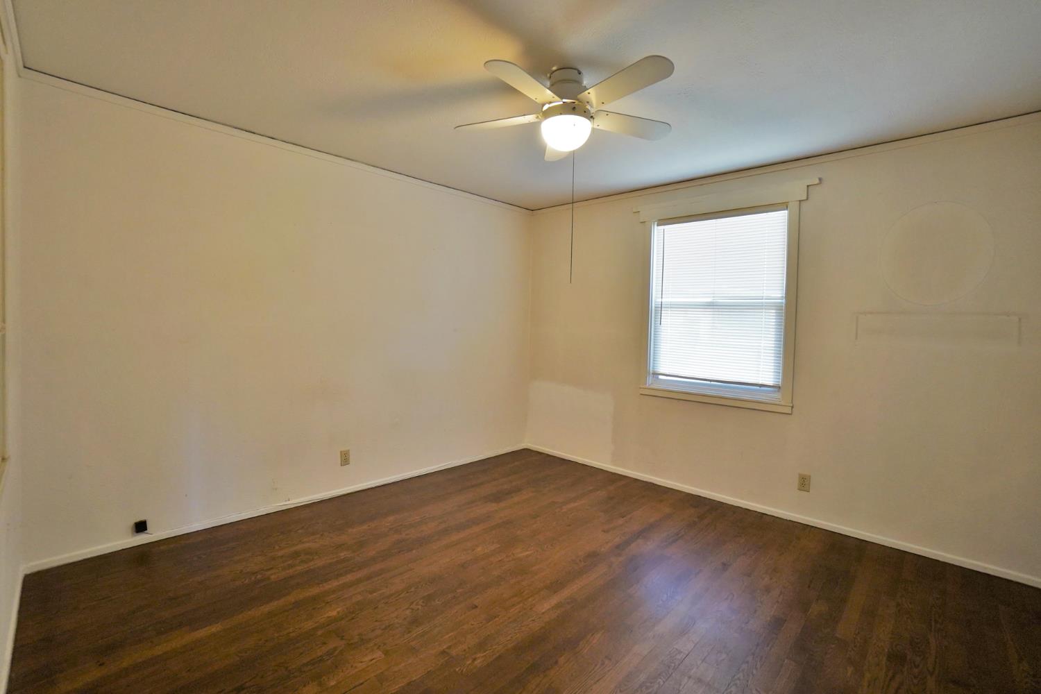 2307 N Valeria St, Fresno, CA 93703
