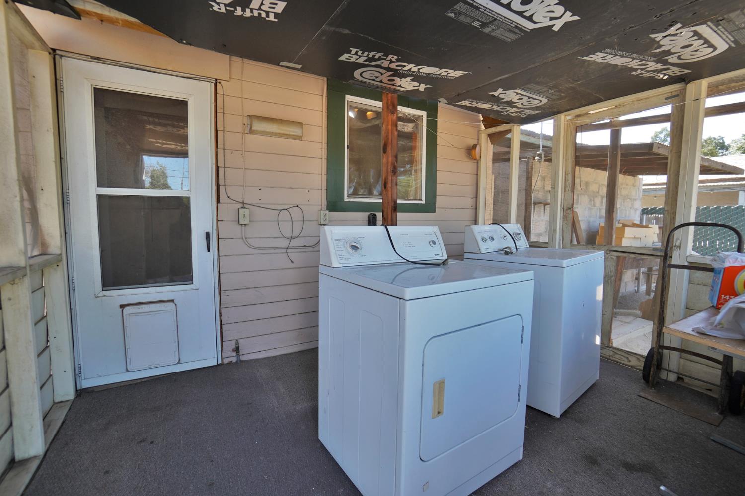 2307 N Valeria St, Fresno, CA 93703