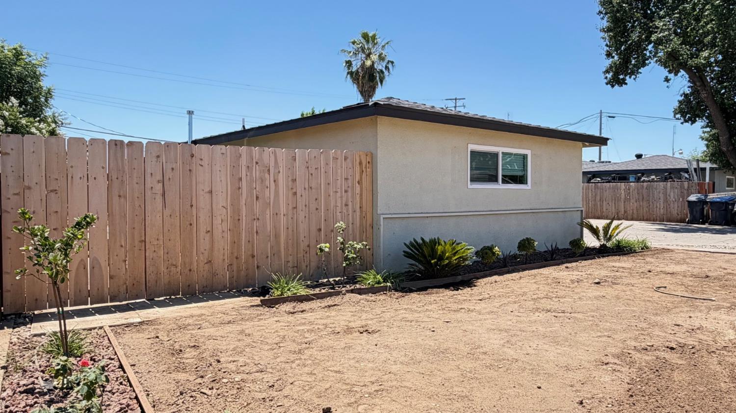 5326 E Clay Ave, Fresno, CA 93727