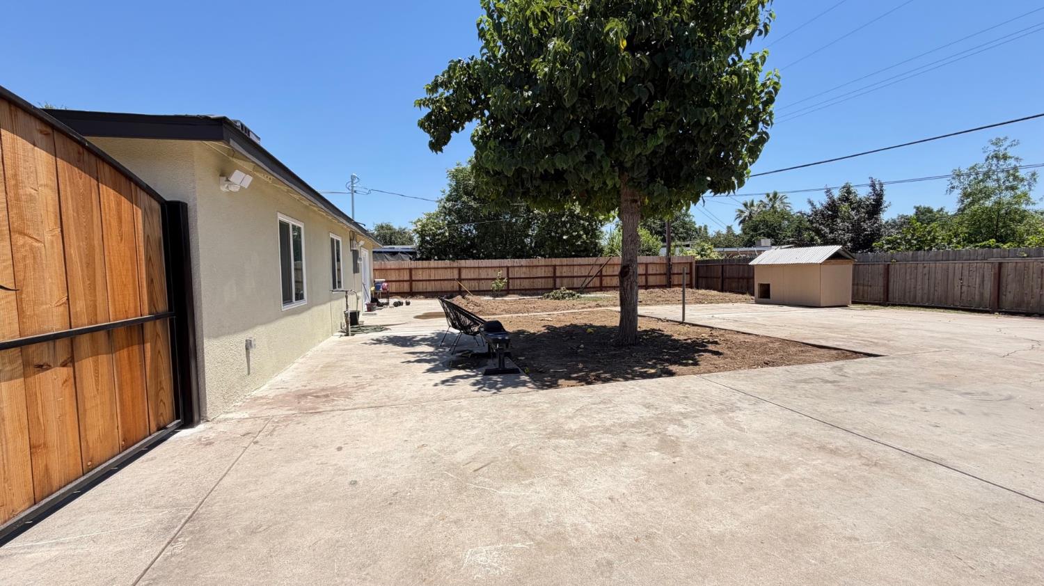 5326 E Clay Ave, Fresno, CA 93727