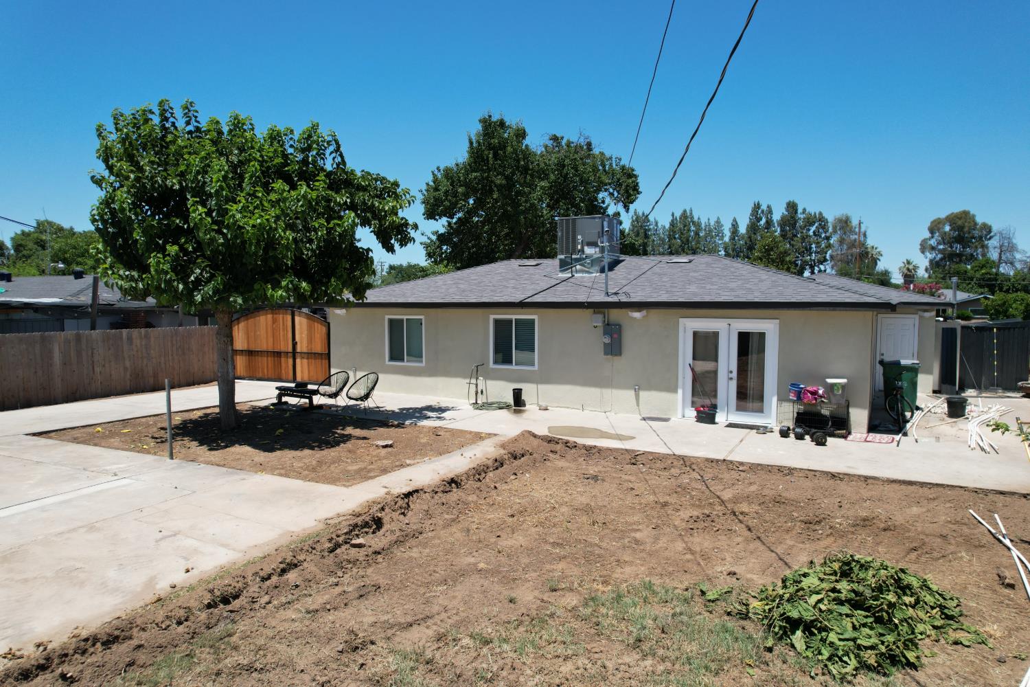 5326 E Clay Ave, Fresno, CA 93727