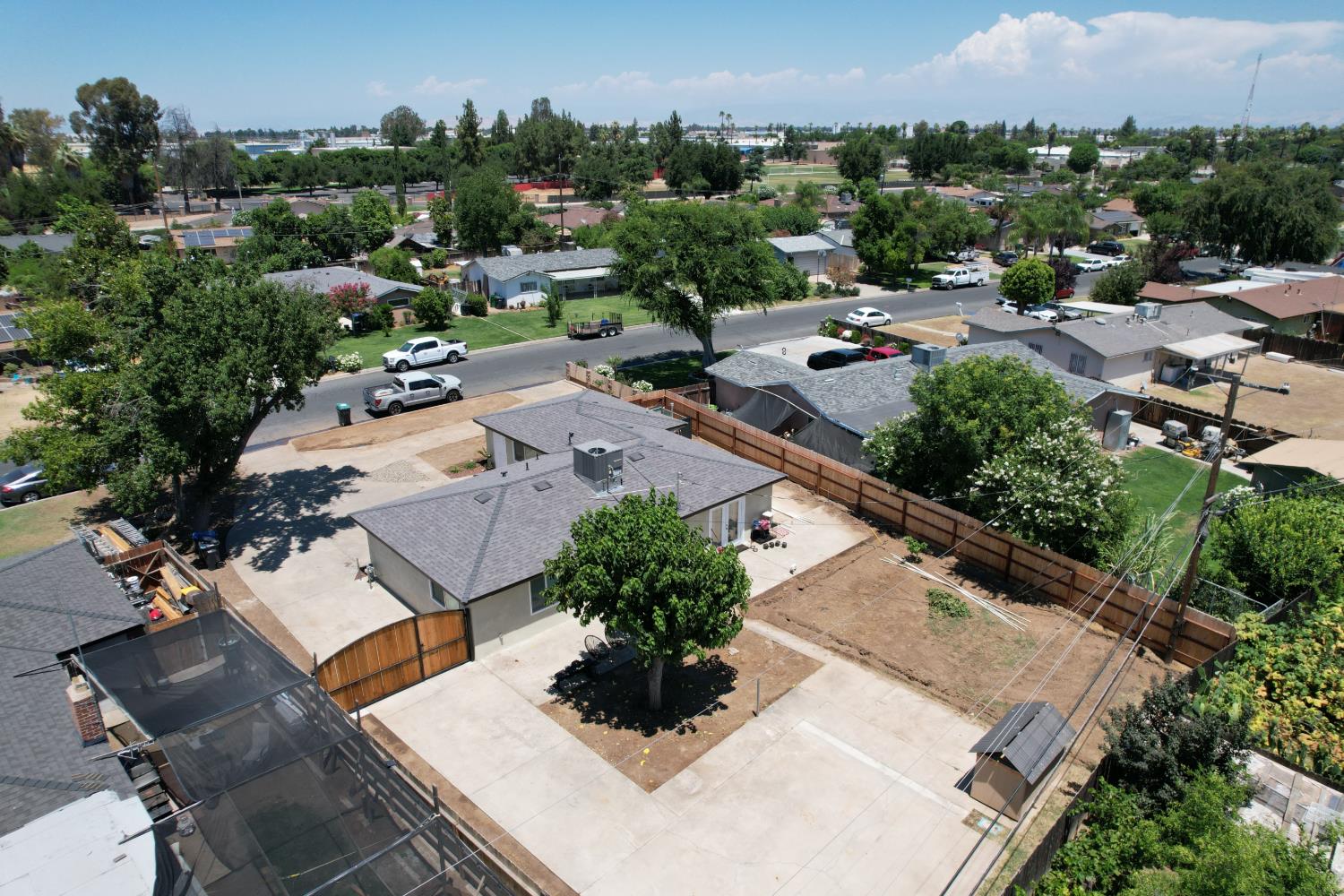 5326 E Clay Ave, Fresno, CA 93727