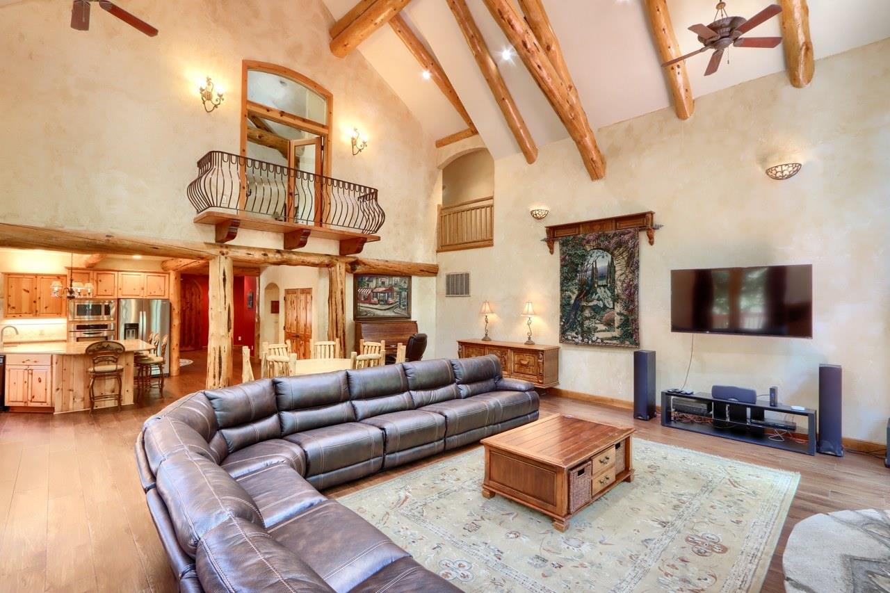 54736 Willow Cove Rd, Bass Lake, CA 93604