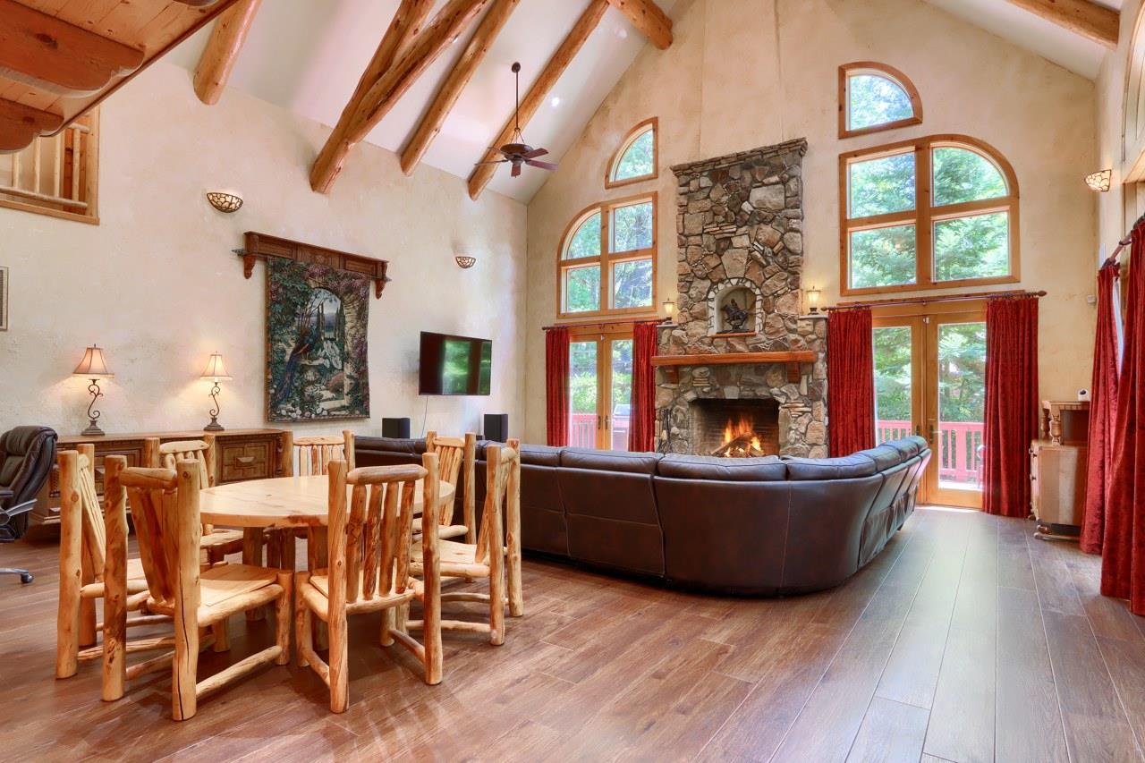 54736 Willow Cove Rd, Bass Lake, CA 93604