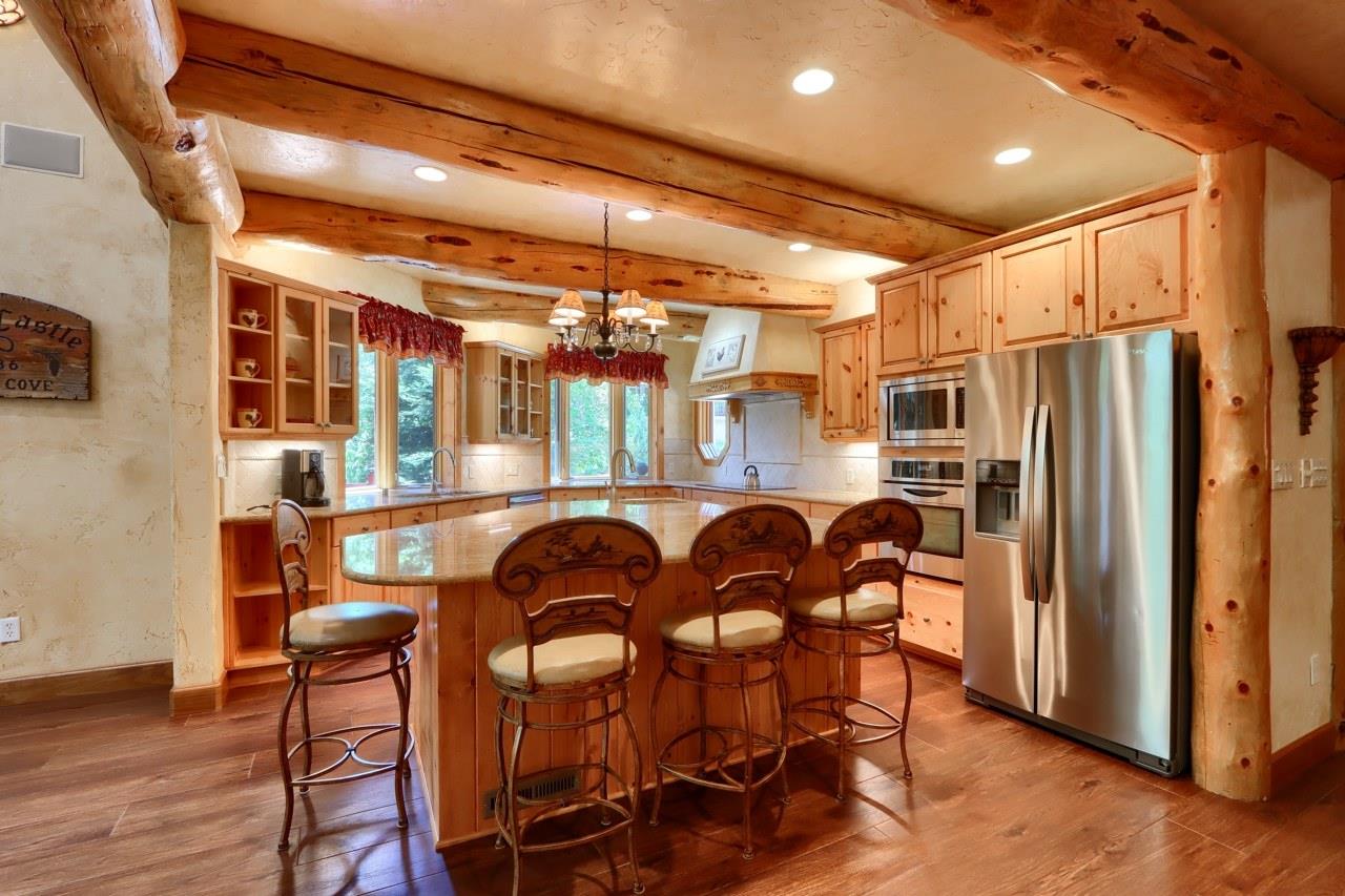 54736 Willow Cove Rd, Bass Lake, CA 93604