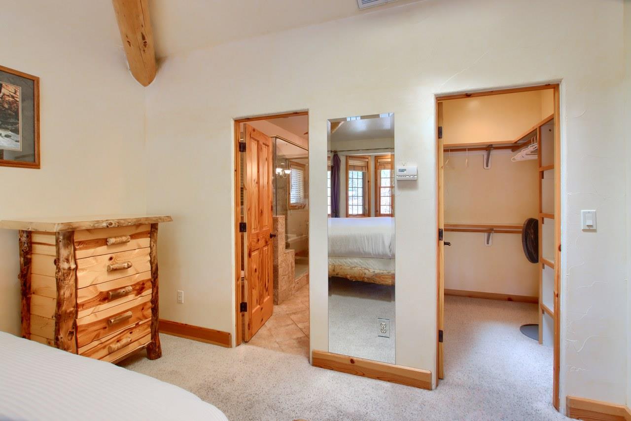 54736 Willow Cove Rd, Bass Lake, CA 93604