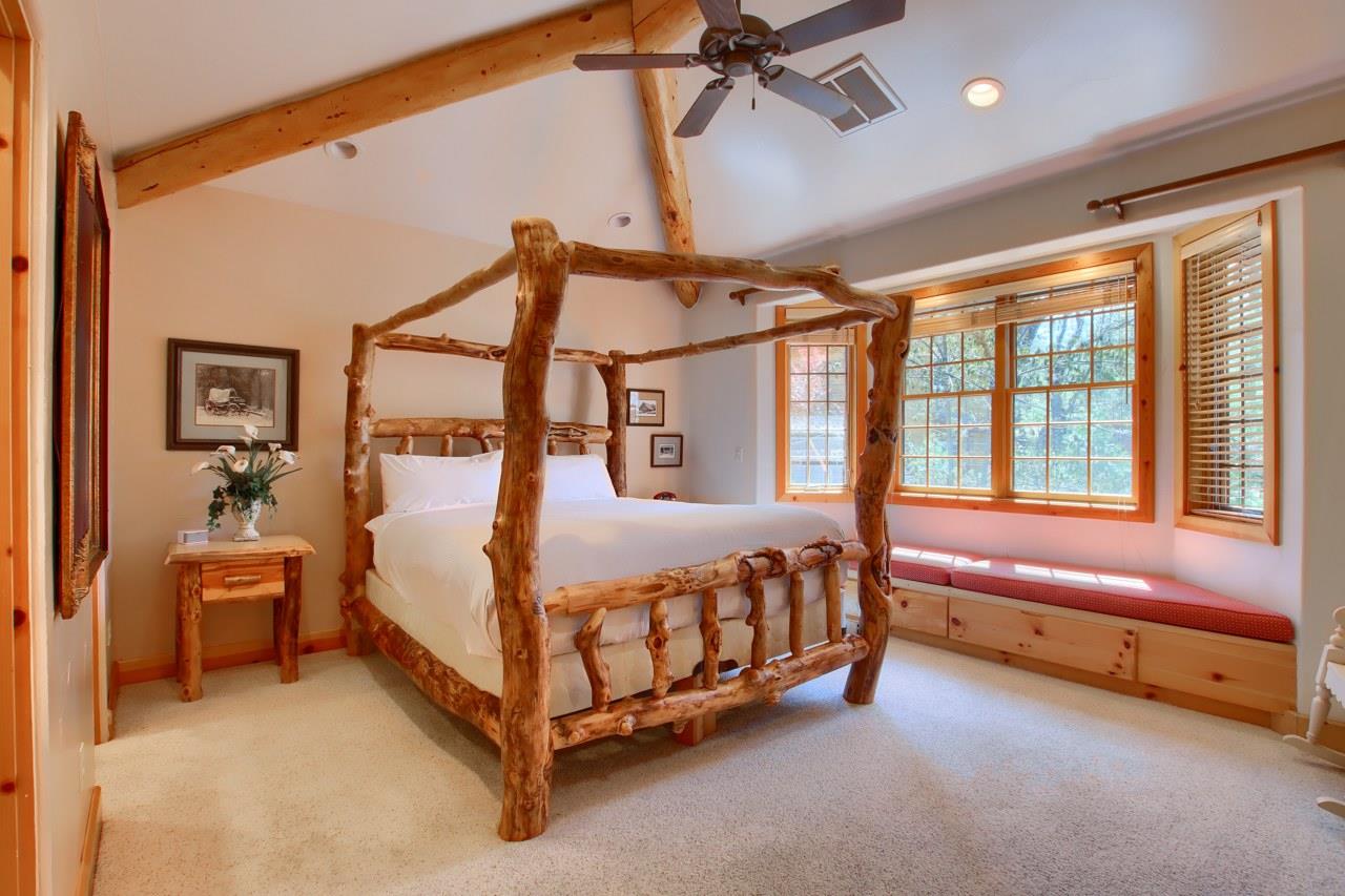 54736 Willow Cove Rd, Bass Lake, CA 93604