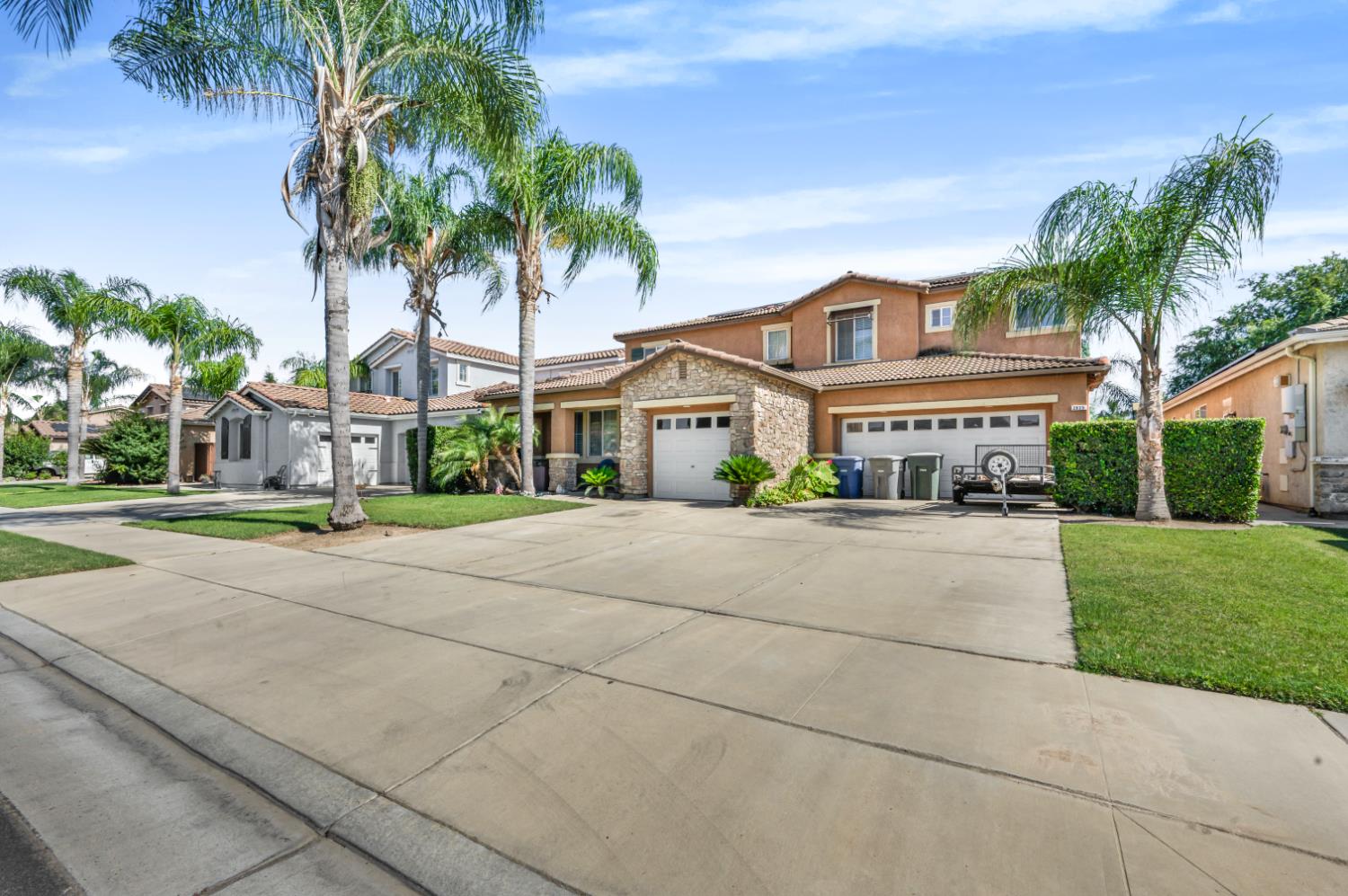 2835 Myrtle Ave, Sanger, CA 93657