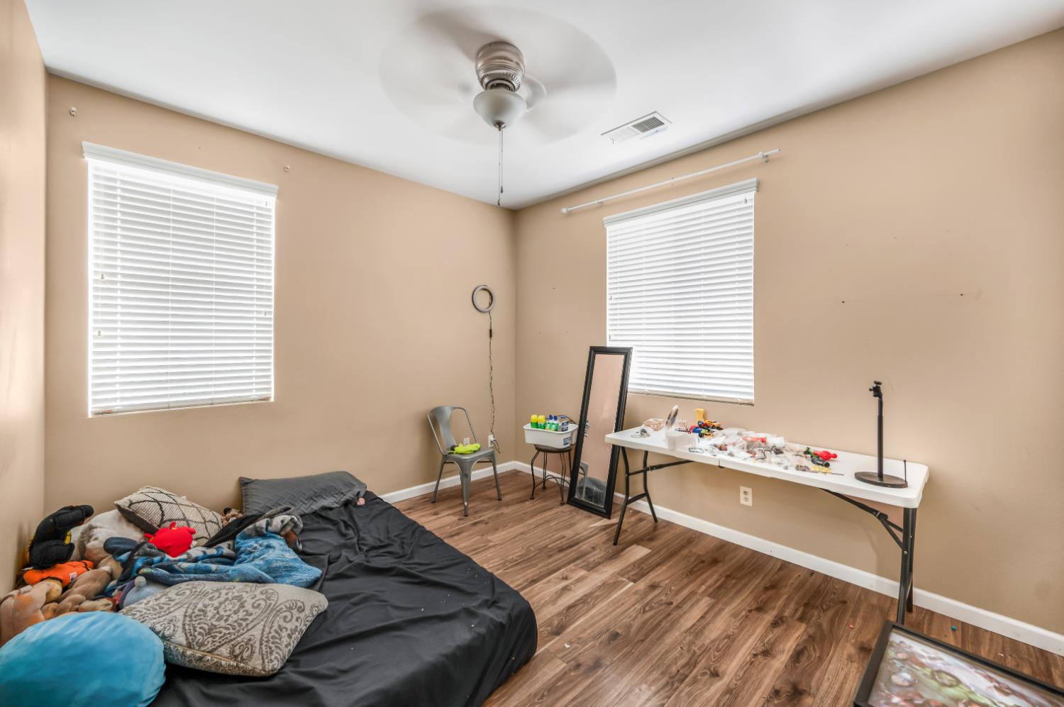 2835 Myrtle Ave, Sanger, CA 93657