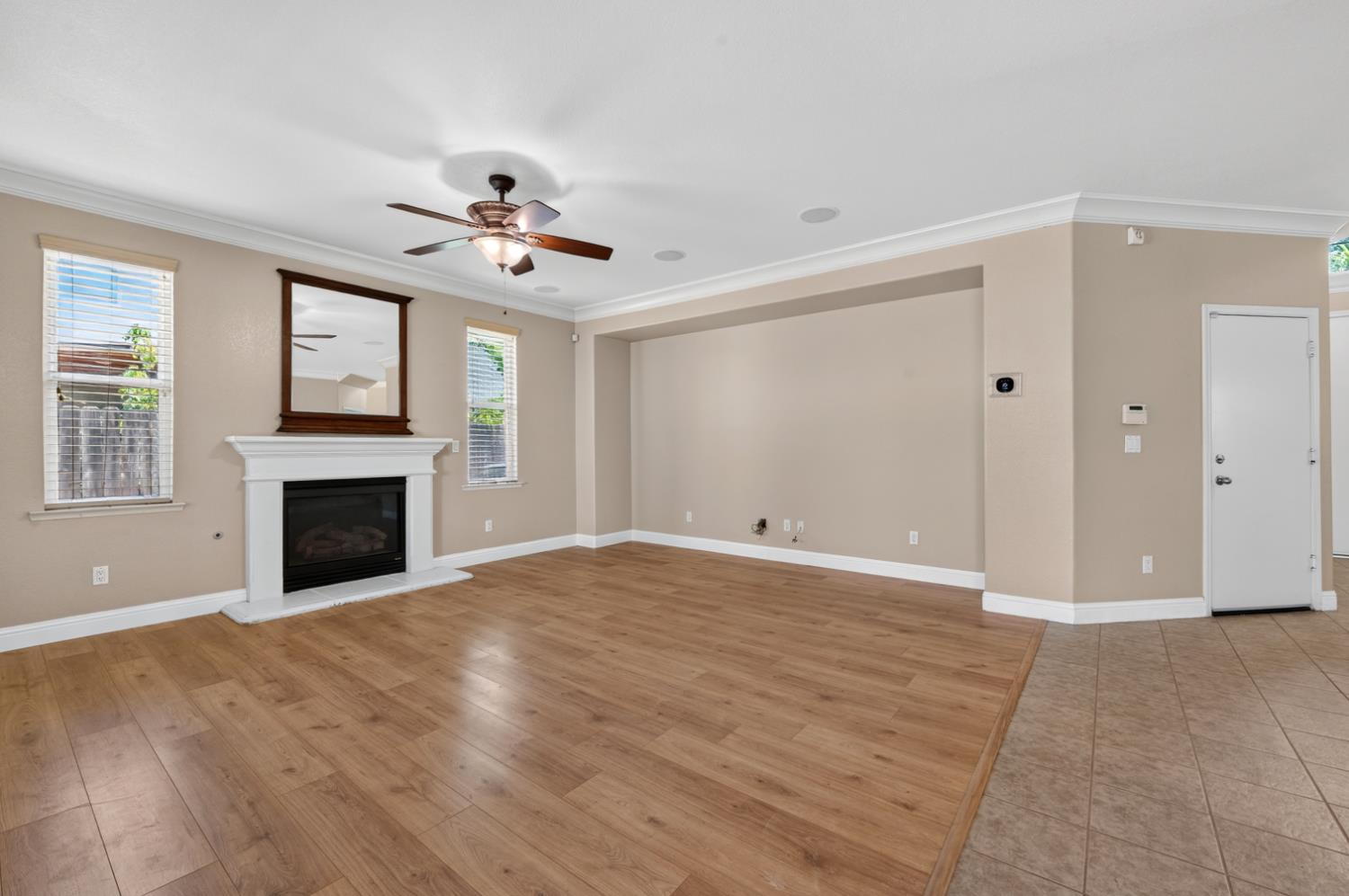 2148 S Purdue Ave, Fresno, CA 93727