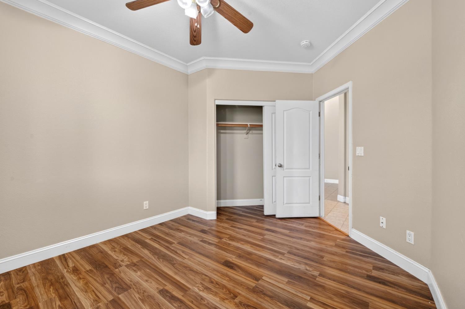 2148 S Purdue Ave, Fresno, CA 93727