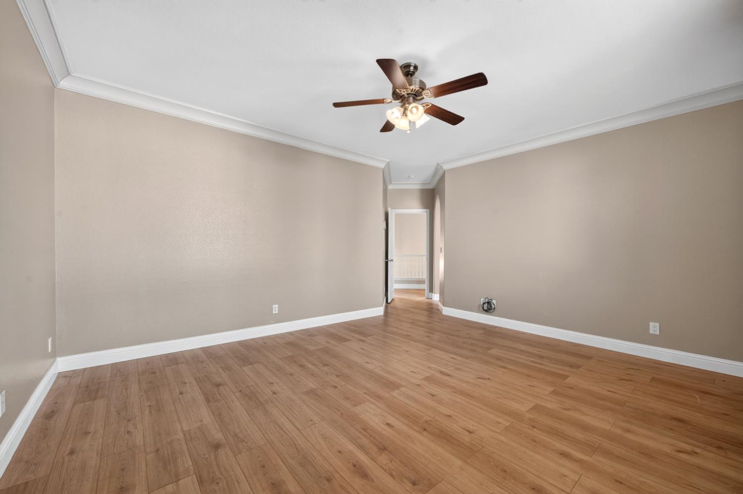 2148 S Purdue Ave, Fresno, CA 93727