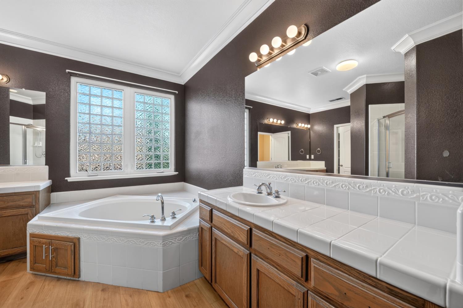 2148 S Purdue Ave, Fresno, CA 93727