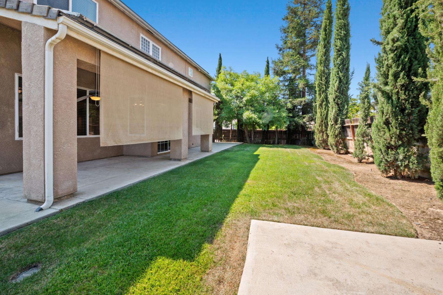 2148 S Purdue Ave, Fresno, CA 93727
