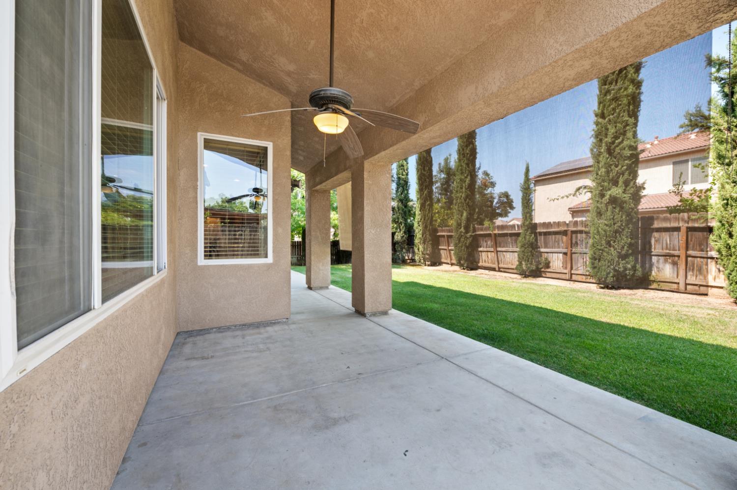 2148 S Purdue Ave, Fresno, CA 93727