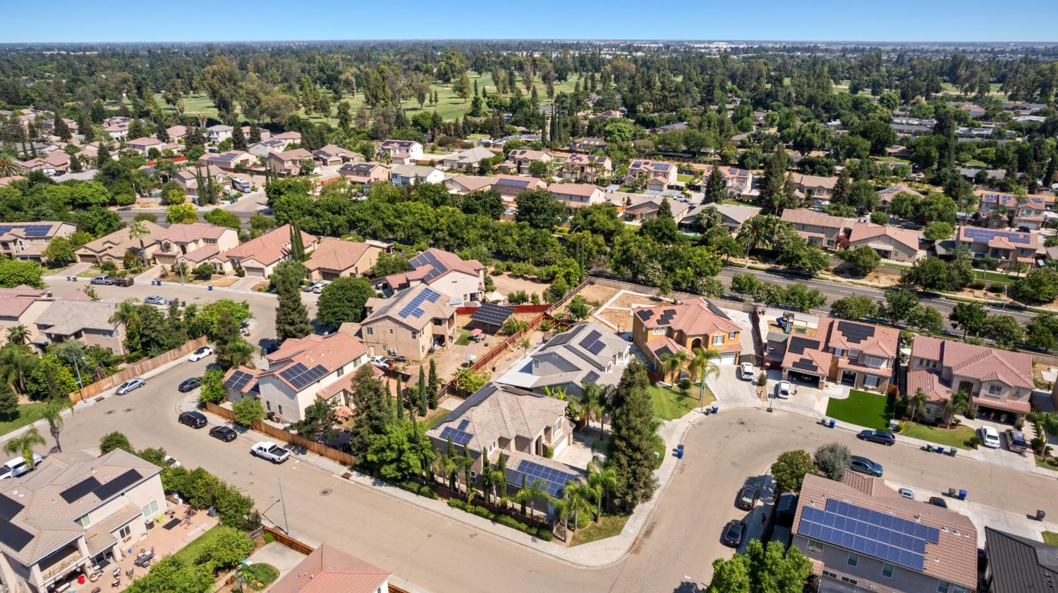 2148 S Purdue Ave, Fresno, CA 93727