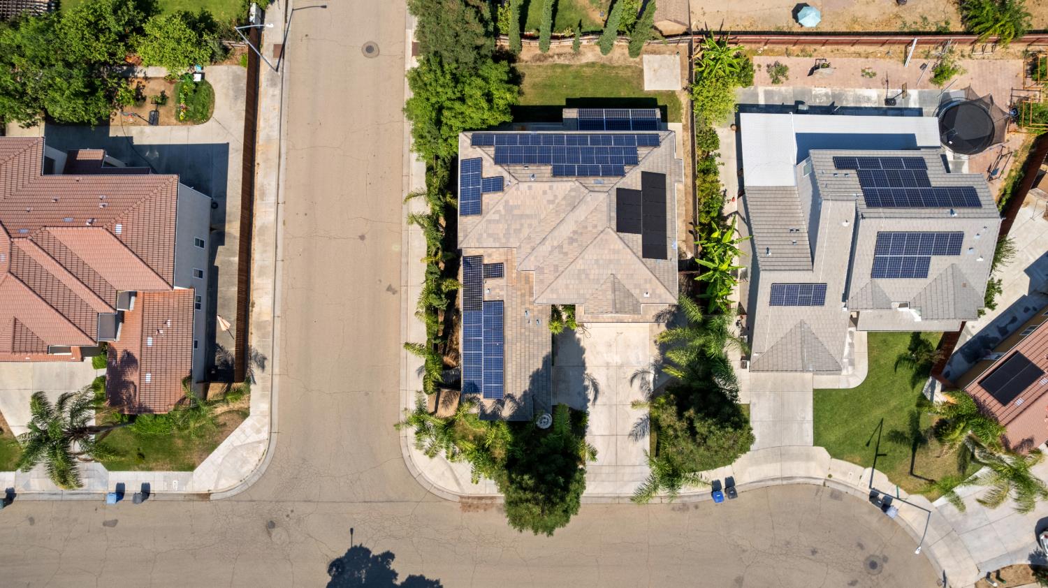 2148 S Purdue Ave, Fresno, CA 93727