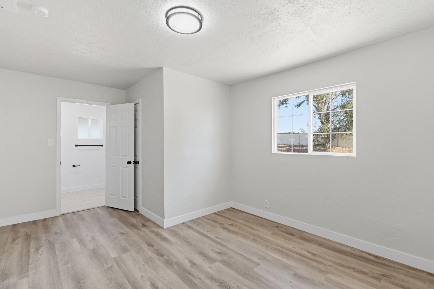 3851 E Marcus Ave, Friant, CA 93626
