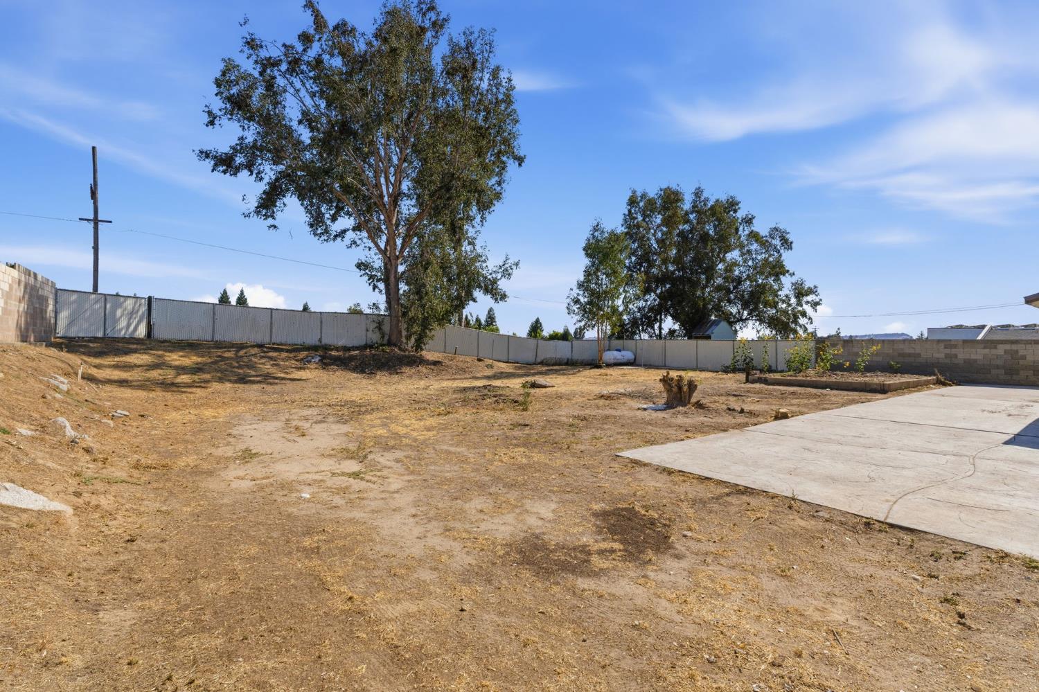 3851 E Marcus Ave, Friant, CA 93626